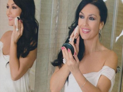 Έσπασε την σιωπή της